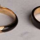 FOUR GOLD &amp; BLACK MOURNING BRACELETS, MID 19TH C