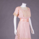 LABELED CHINA SILK EVENING GOWN, NEW YORK, c. 1912