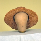 LADY'S BRAIDED STRAW HAT, LATE 19th-EARLY 20th C